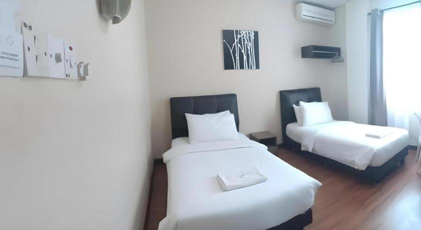 Hotel Seri Pauh George Town Esterno foto